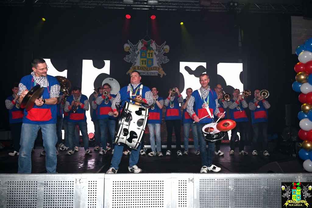 ../Images/Opwarmbal 2026 230.jpg